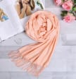 Jednokolorowy Szalik damski duży Cashmere frędzle SZA-02 kolor łososiowy