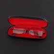Plusy +1.50 Fotochromowe okulary do czytania z flexami ST342 czarne
